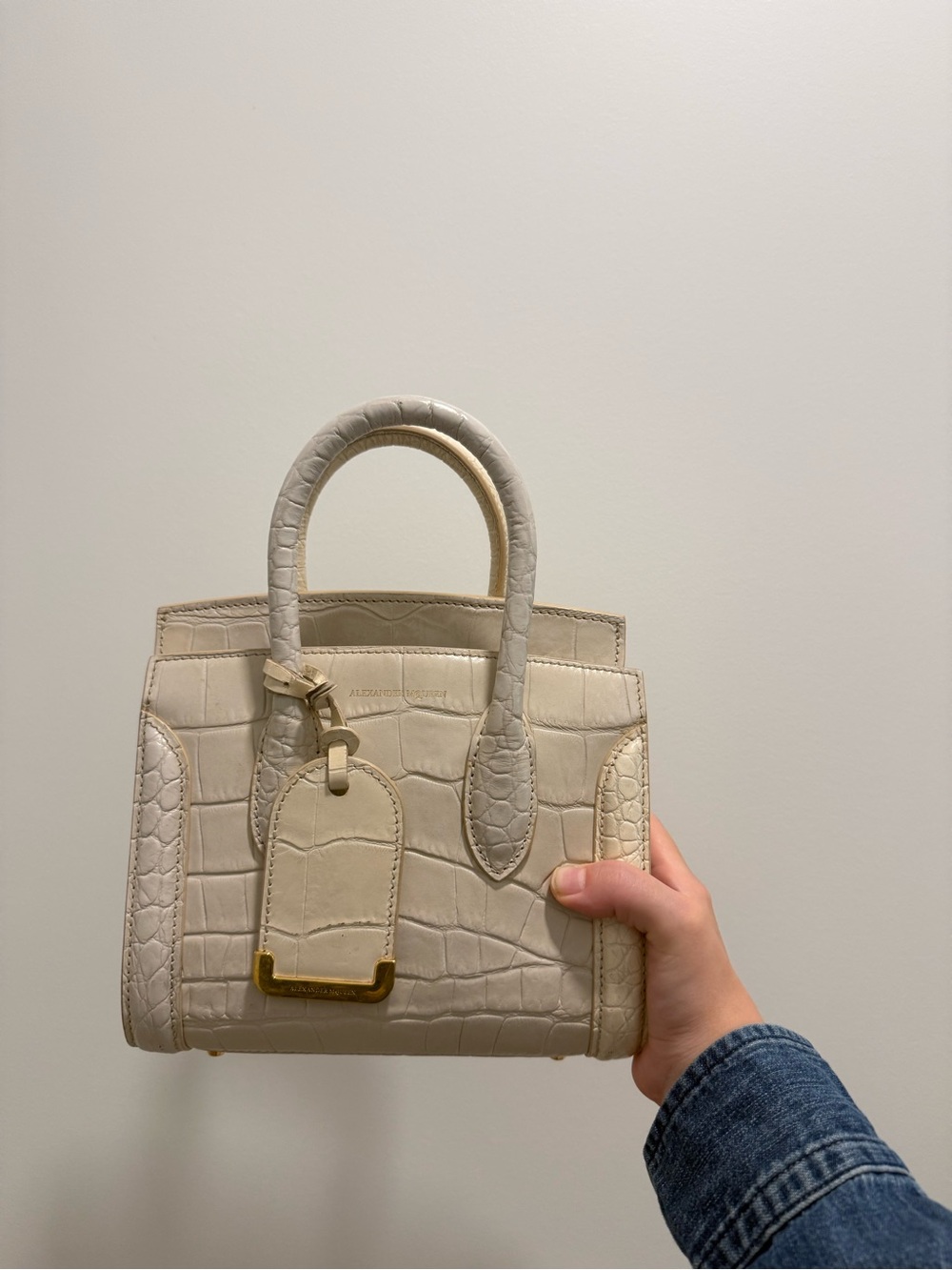 Alexander McQueen Mini Heroine 21, Cream Croc-Embossed Bag & crossbody strap.